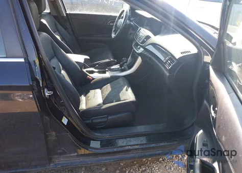 2013 Honda Accord Sport z USA, uszkodzony, nr VIN 1HGCR2F55DA218583